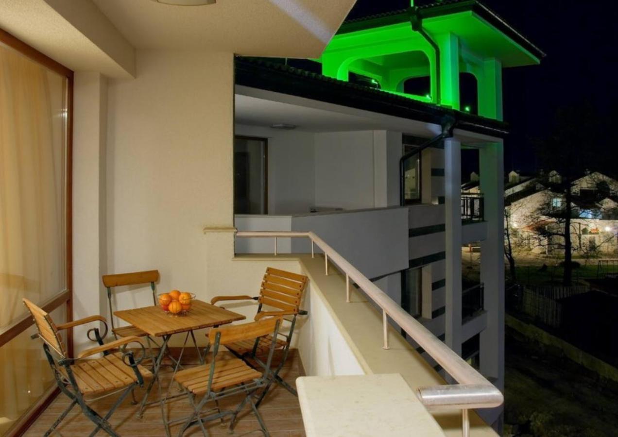 Emerald & Resort