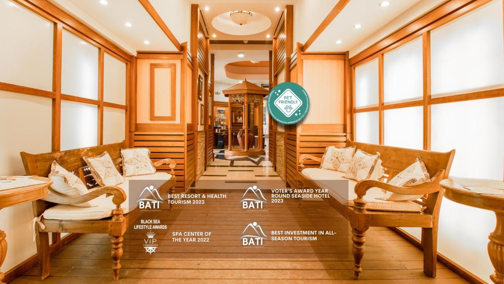 Resort Emerald & 5*